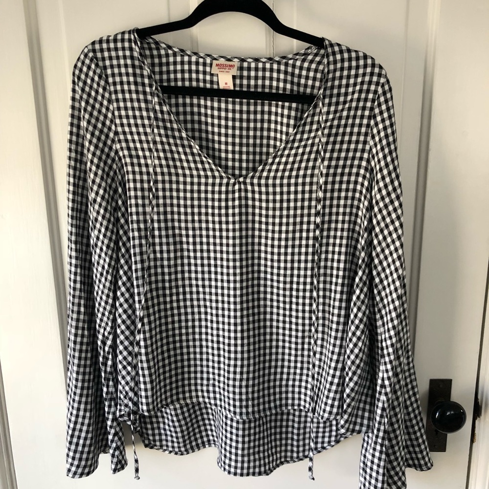 Bell sleeved Gingham top